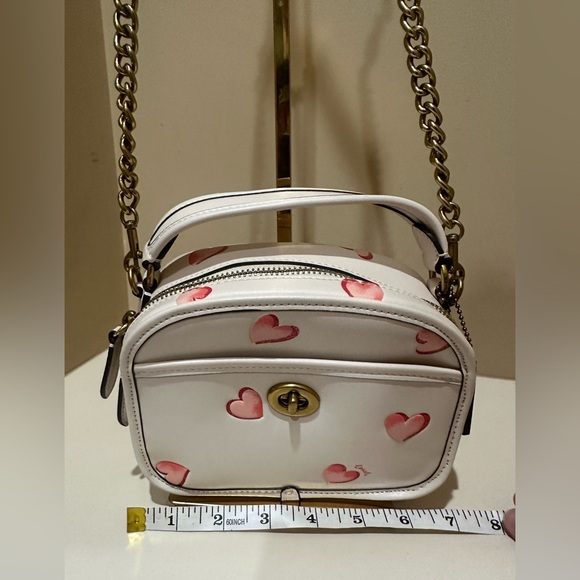 Coach Limited Edition Lunchbox Top Handle With Heart Print EUC - Picture 12 of 16